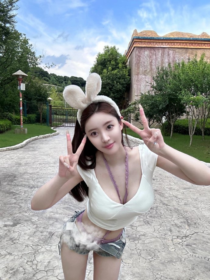 亚洲女同志奶水多亚洲女同性恋操大肥屄-全集超清未删减版在线观看-水蜜桃影视