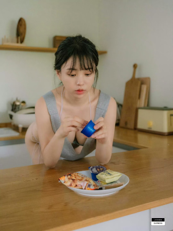 亚洲女同三人行性日韩亚洲国产不卡av-枪版高清完整版一区二区三区不卡高清-水蜜桃影视